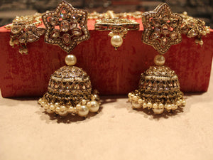 Saharey Earrings with Maang tikka