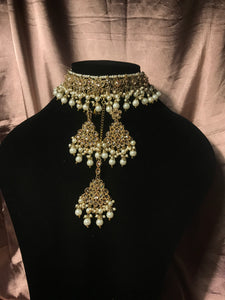 Qala Necklace Set