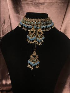 Nirvi Necklace Set